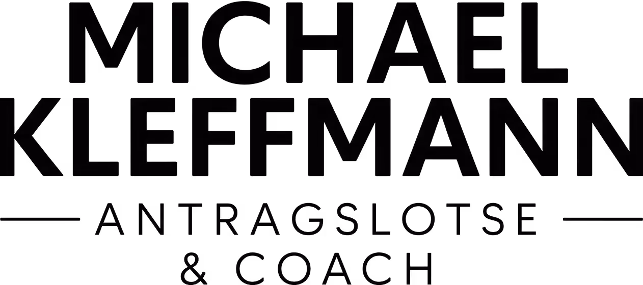 Logo mit dem Text Michael Kleffmann Antragslotse & Coach.